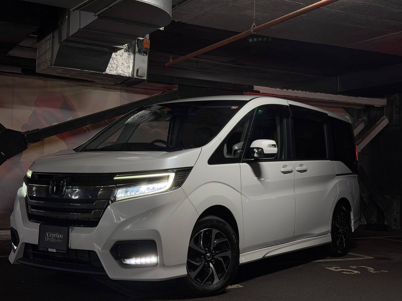 Привезённая Honda StepWgn Spada после подготовки к передаче владельцу