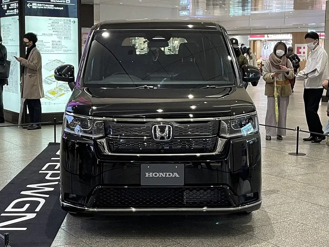 Honda Stepwgn 2022-2023